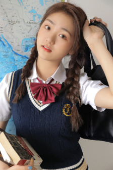 德井唯